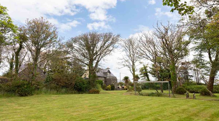 Photo of Coachmans Cottage - MAGICAL HIDEAWAY