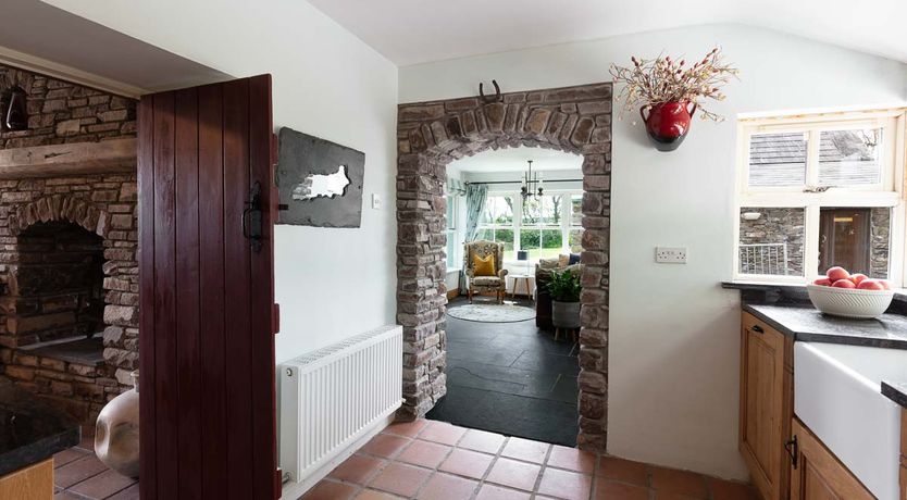 Photo of Coachmans Cottage - MAGICAL HIDEAWAY