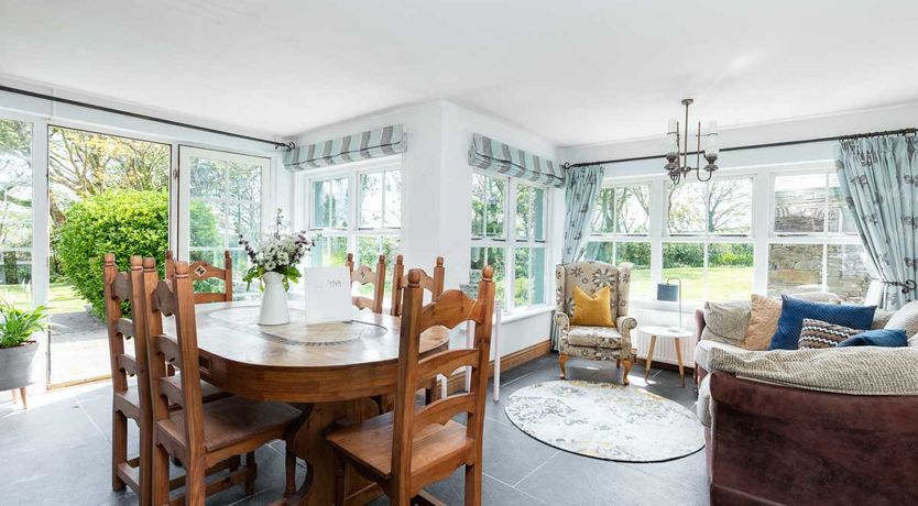 Photo of Coachmans Cottage - MAGICAL HIDEAWAY