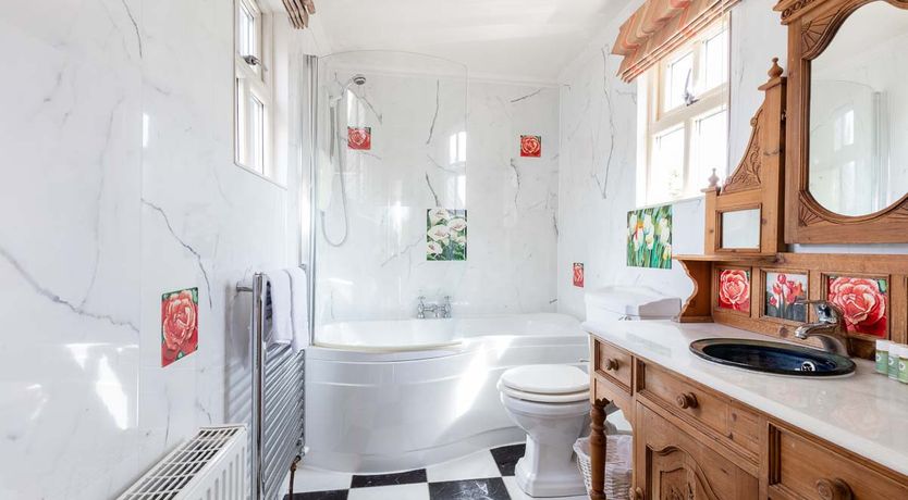 Photo of Coachmans Cottage - MAGICAL HIDEAWAY