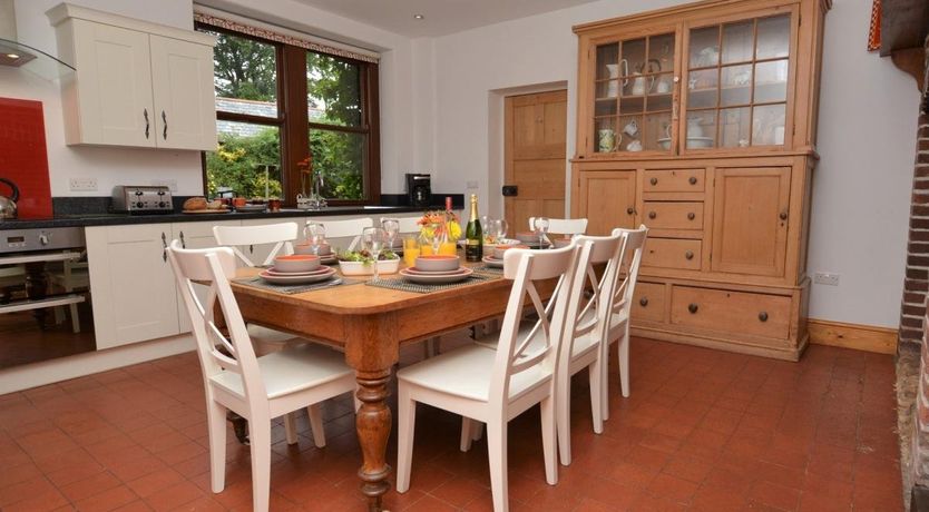 Photo of 4 Bed in Stratton