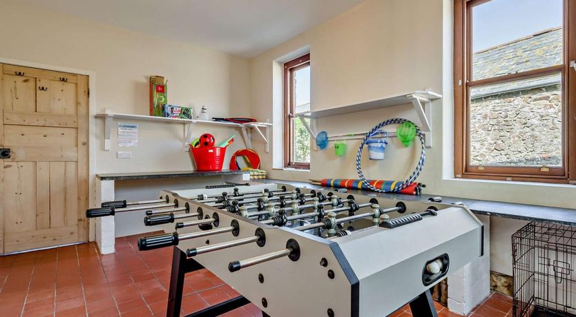 Photo of 4 Bed in Bude