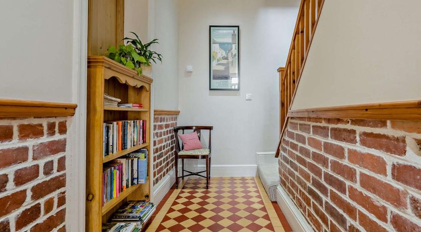 Photo of 4 Bed in Bude