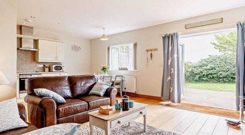 Photo of 2 Bed in Stibb