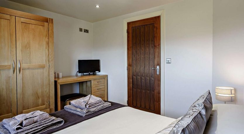 Photo of 2 Bed in Mellor