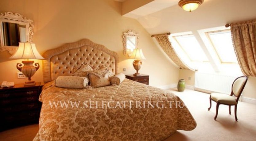 Photo of Natural Retreats The Heritage 3 Bed Apartment