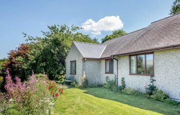Llety Nest Holiday Cottage