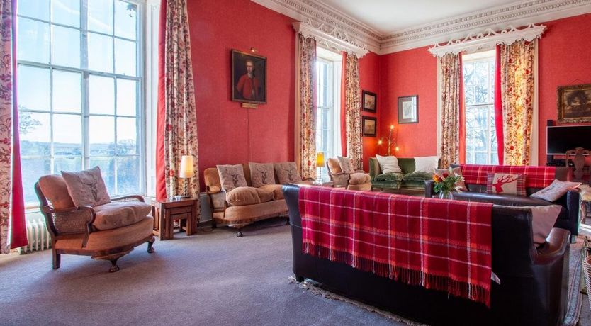 Photo of 6 Bed in Kilmarnock