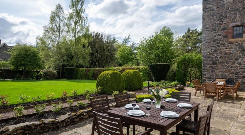 Photo of 5 Bed in Selkirk