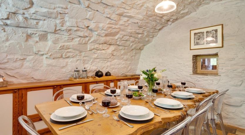 Photo of 5 Bed in Selkirk