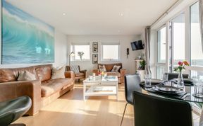 Photo of 2 Bed in Newquay