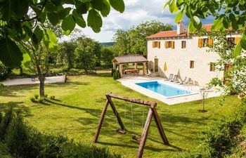 Villa InIstria701 Holiday Home