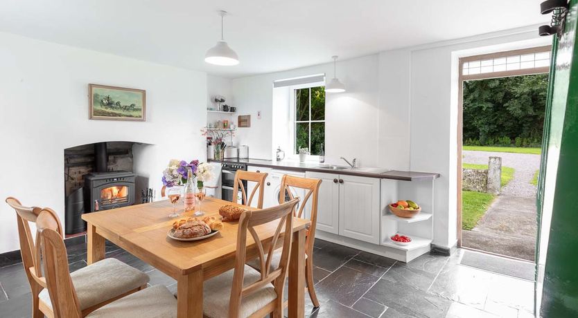 Photo of Gleesons Farmhouse - Cosy family home