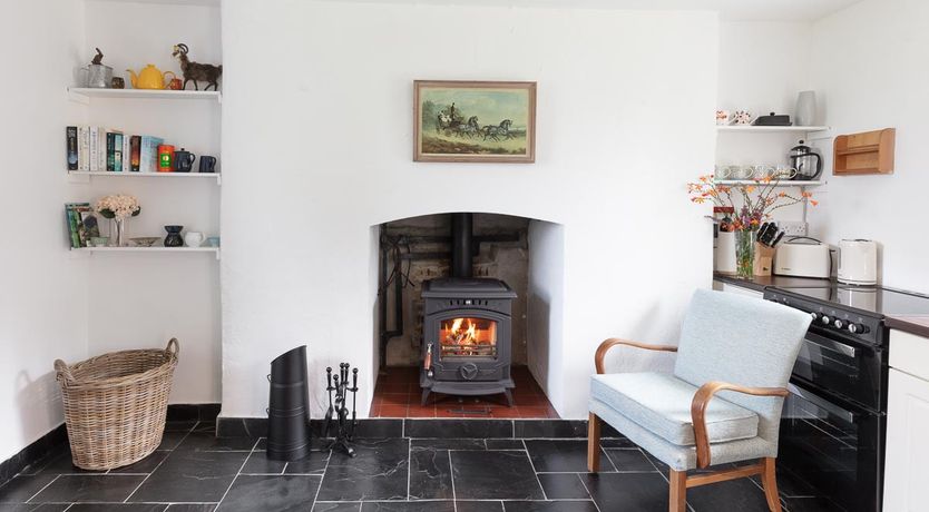 Photo of Gleesons Farmhouse - Cosy family home