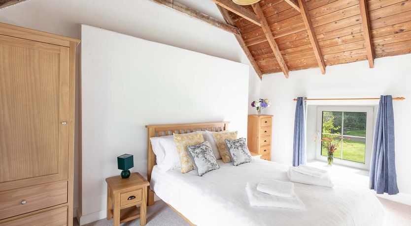 Photo of Gleesons Farmhouse - Cosy family home