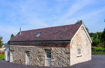 Nant yr Hendre Holiday Cottage