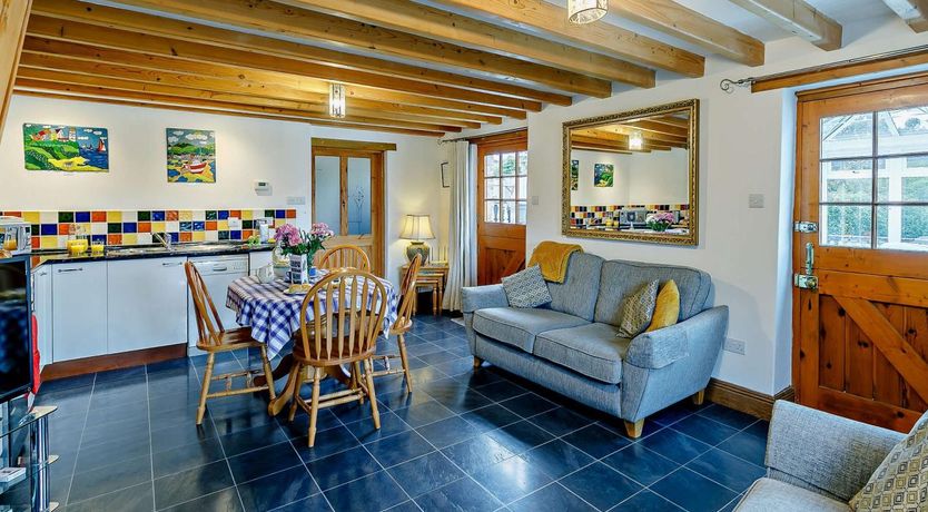 Photo of 1 Bed in Callington