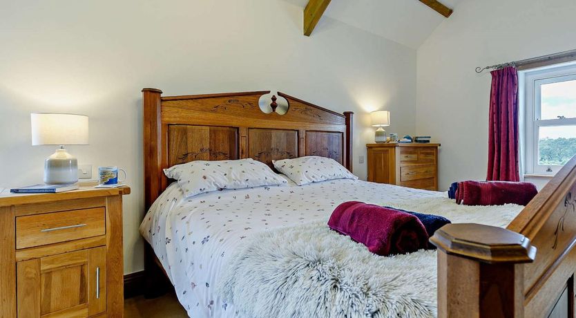 Photo of 1 Bed in Callington