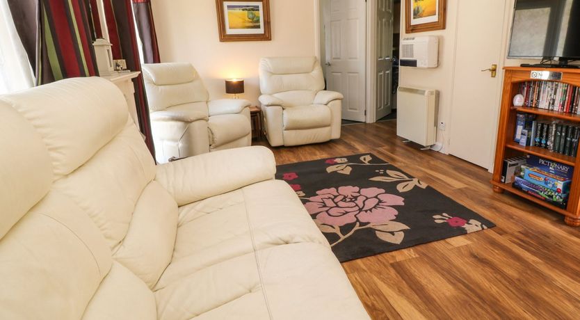 Photo of 3 Rosecraddoc Lodge