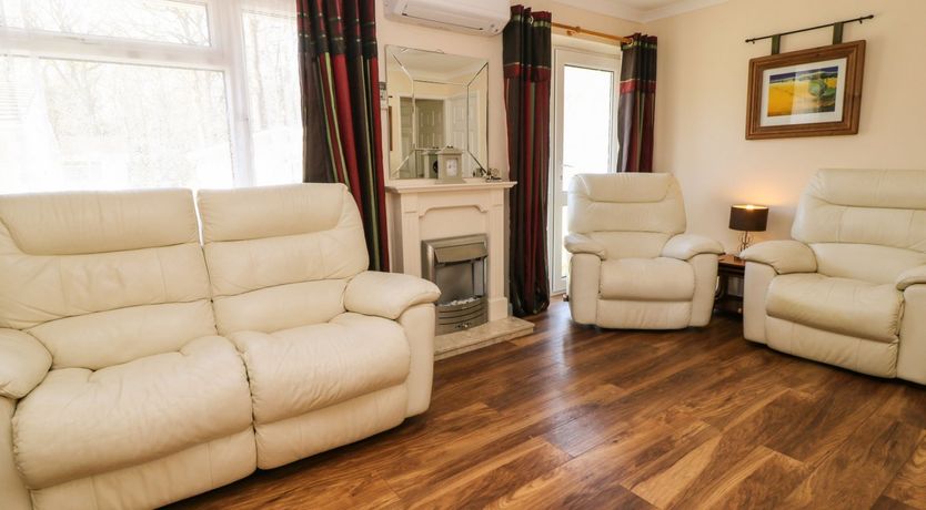 Photo of 3 Rosecraddoc Lodge