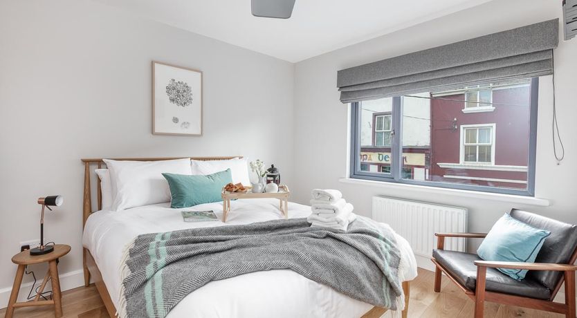 Photo of Aistear - TOWN CENTRE WITH PRIVATE BALCONY 