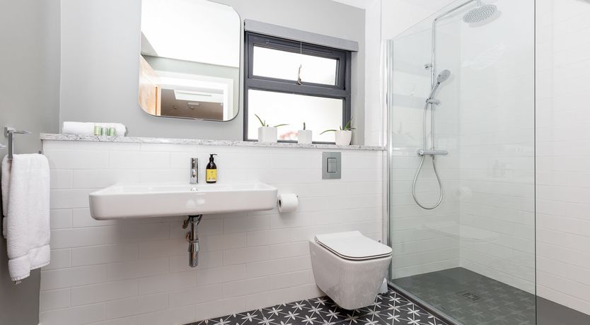 Photo of Aistear - TOWN CENTRE WITH PRIVATE BALCONY 