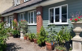 Photo of 3 Bed in Thornbury