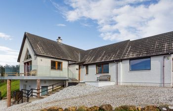 Askival Holiday Cottage