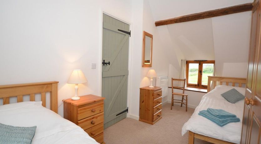 Photo of 2 Bed in West Monkton