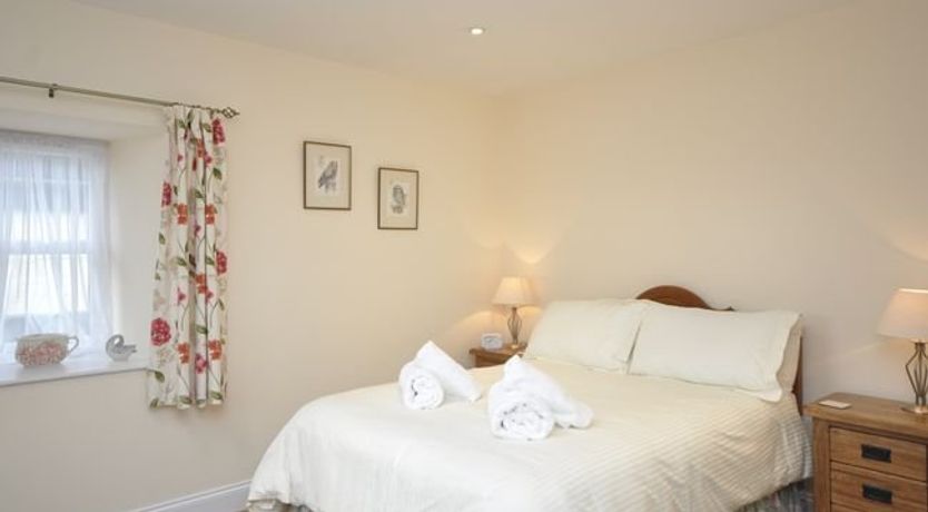 Photo of 1 Bed in Cwmfelin Mynach