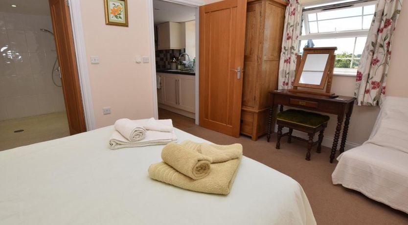 Photo of 1 Bed in Cwmfelin Mynach