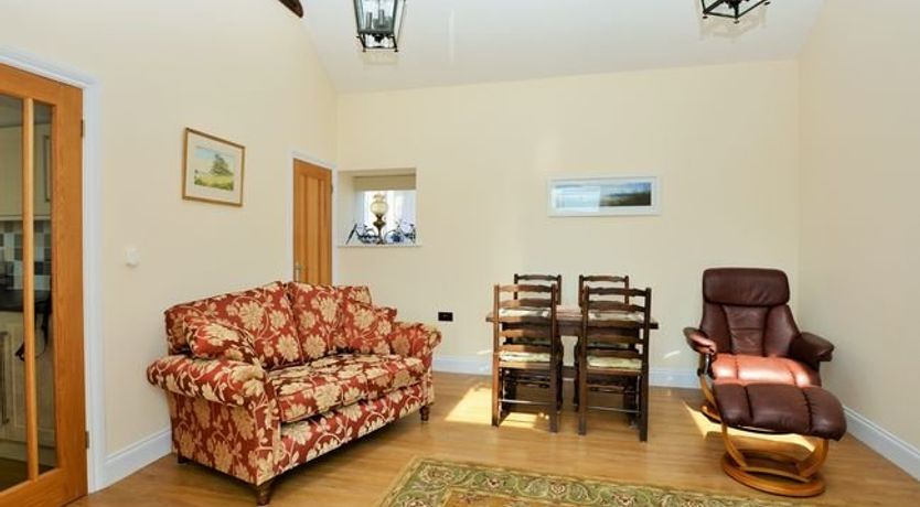 Photo of 1 Bed in Cwmfelin Mynach