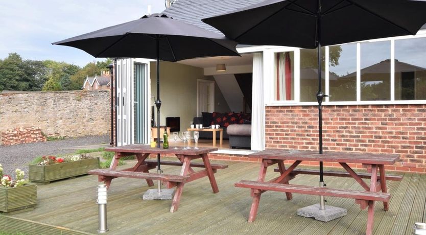 Photo of 5 Bed in Walworth