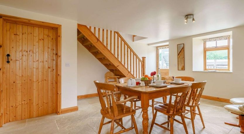 Photo of 2 Bed in Chop Gate