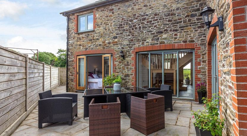 Photo of 6 Bed in Holsworthy