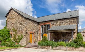 Photo of 6 Bed in Holsworthy