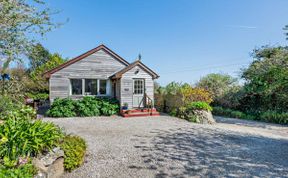Photo of in Carbis Bay (RGTON)