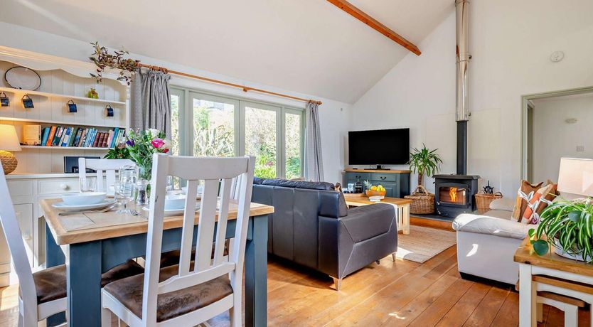 Photo of 2 Bed in St. Ives