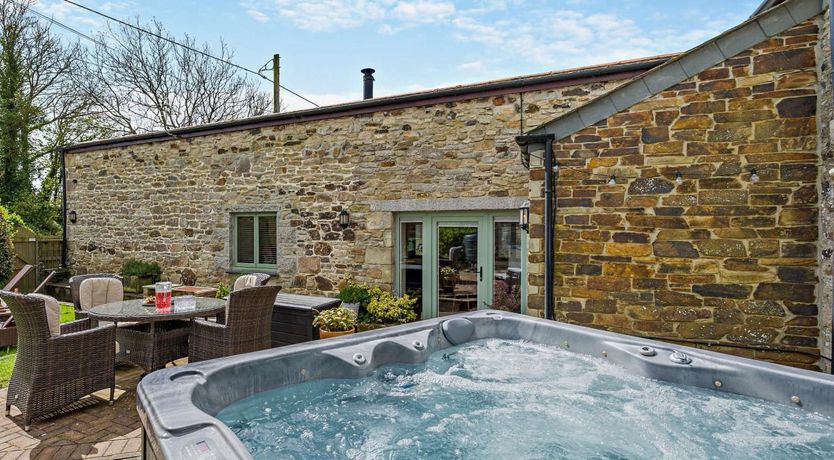 Photo of 2 Bed in Trebudannon