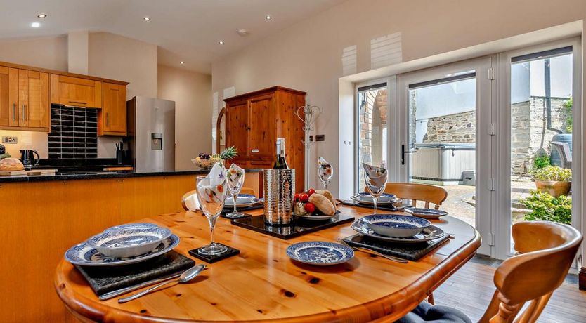 Photo of 2 Bed in Trebudannon