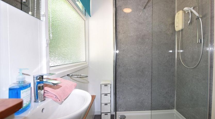 Photo of 2 Bed in Weybourne