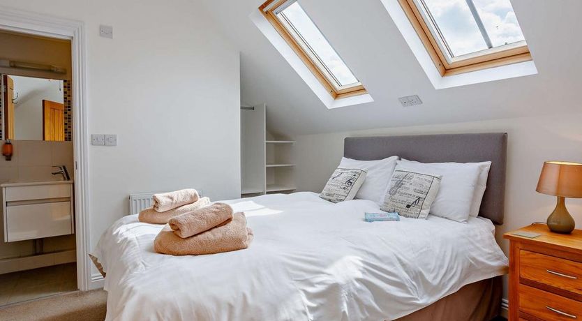 Photo of 3 Bed in Trull