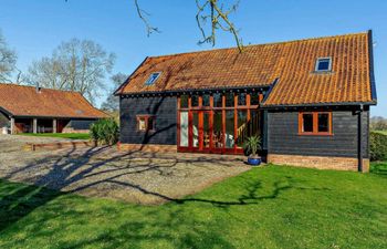 Barn in Norfolk Holiday Cottage