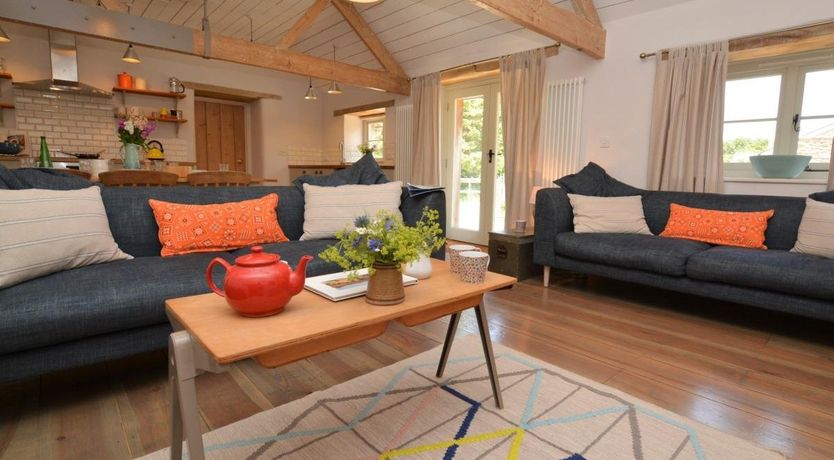 Photo of 3 Bed in Hazelbury Bryan