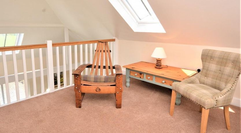 Photo of 4 Bed in Lintrathen