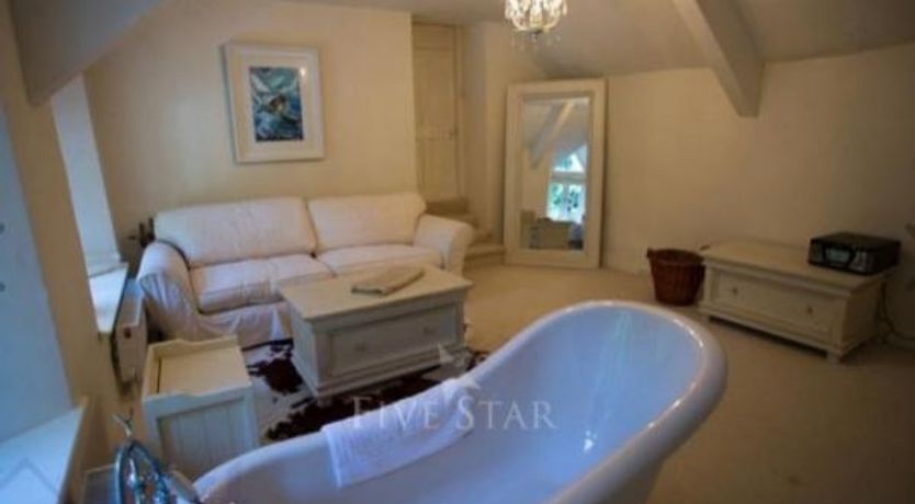 Photo of Glendalough House