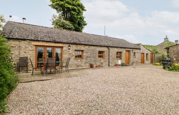 Padley Barn Holiday Cottage