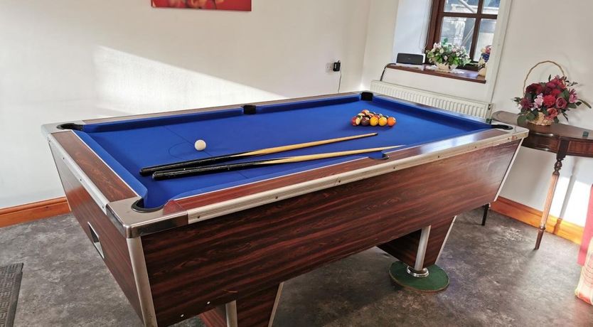 Photo of 3 Bed in Llannerch y Medd