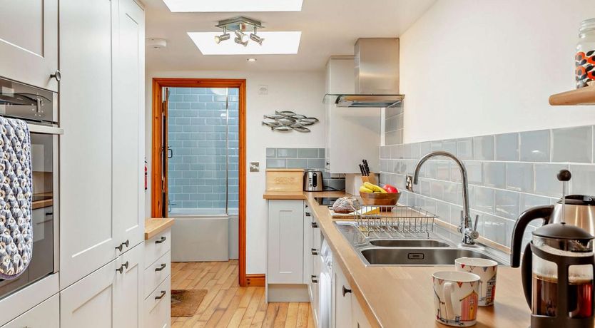 Photo of 2 Bed in Appledore