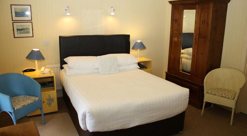 Photo of Woodhill House